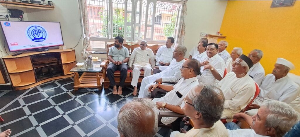 ವೀರಣ್ಣ ಚರಂತಿಮಠ